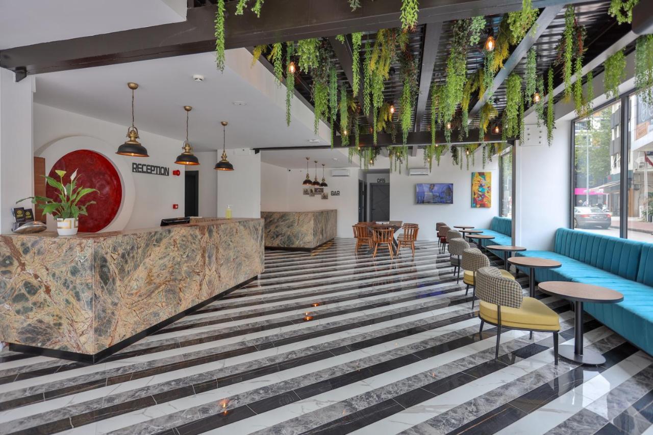 Wolf Of The City Hotel & Spa 안탈리아 외부 사진