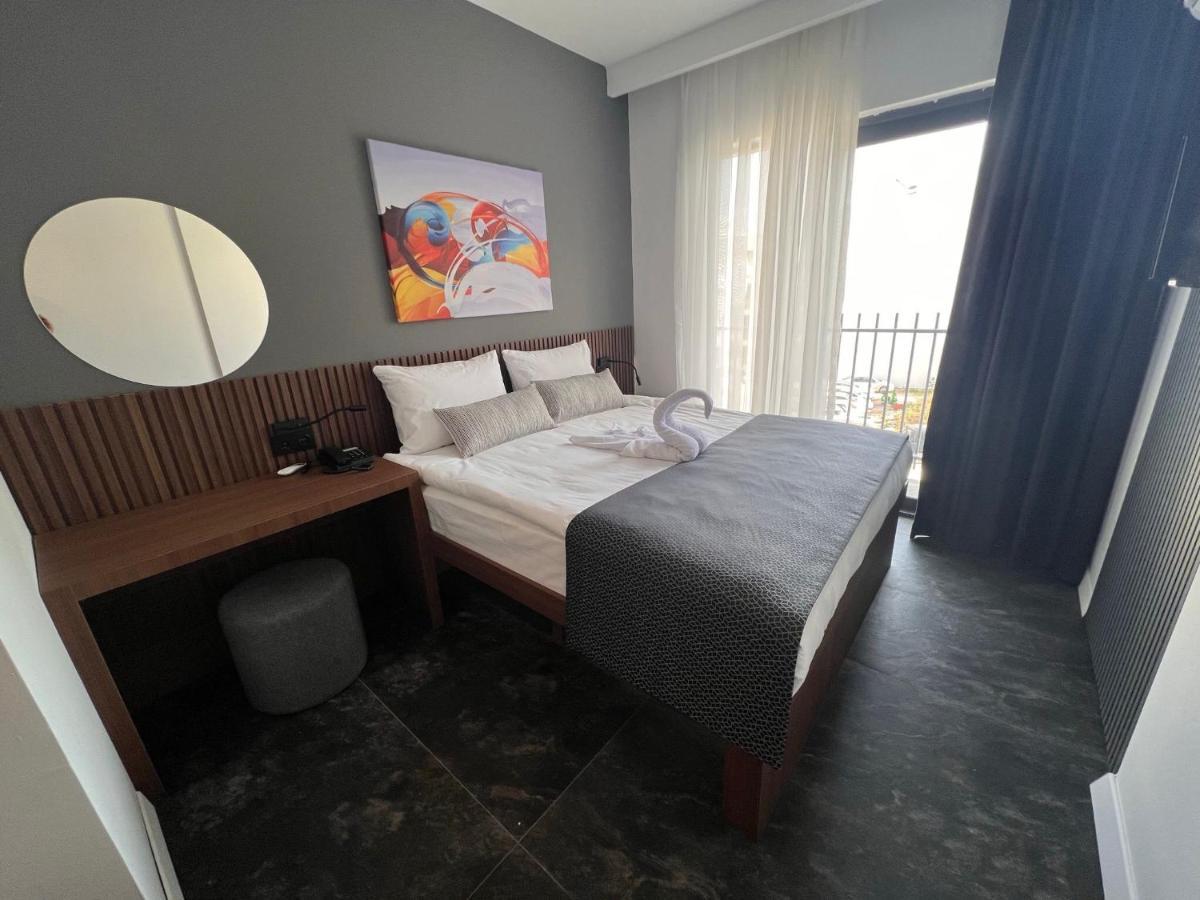 Wolf Of The City Hotel & Spa 안탈리아 외부 사진