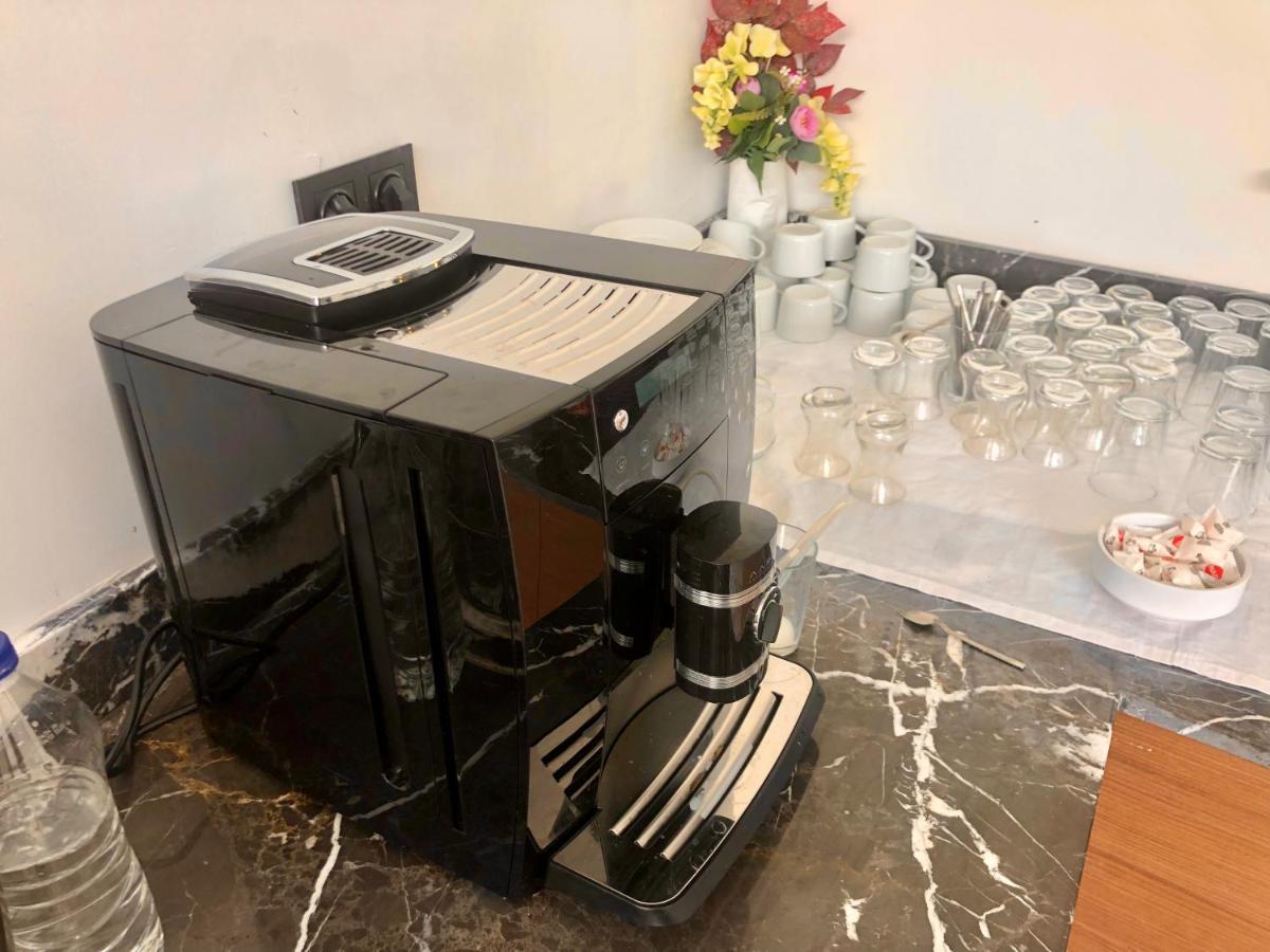 Wolf Of The City Hotel & Spa 안탈리아 외부 사진