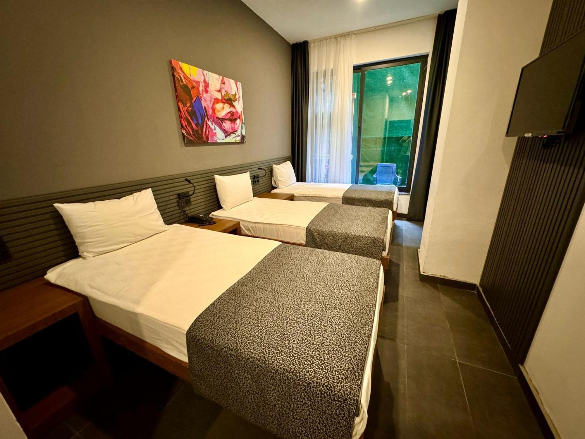 Wolf Of The City Hotel & Spa 안탈리아 외부 사진