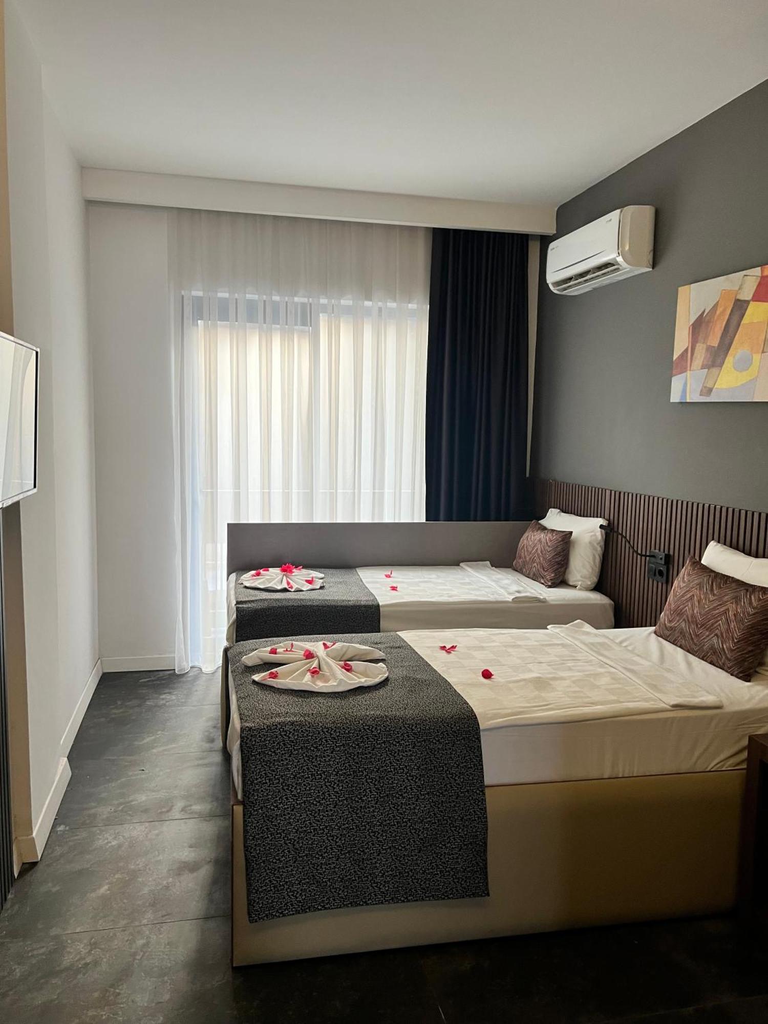 Wolf Of The City Hotel & Spa 안탈리아 외부 사진